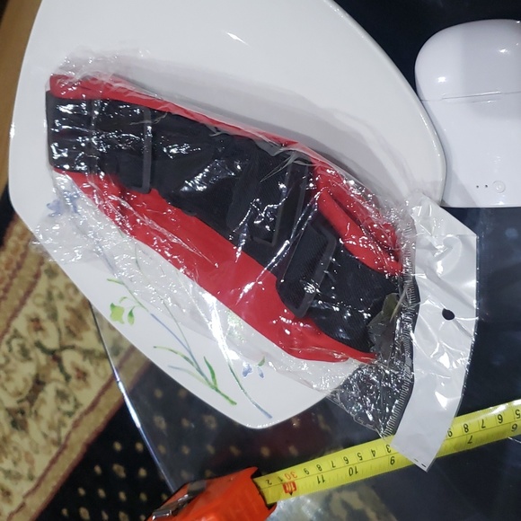 Red Outdoor Running Waist Belt Sports Waist Band Bags For Mobile Phone - Picture 4 of 8